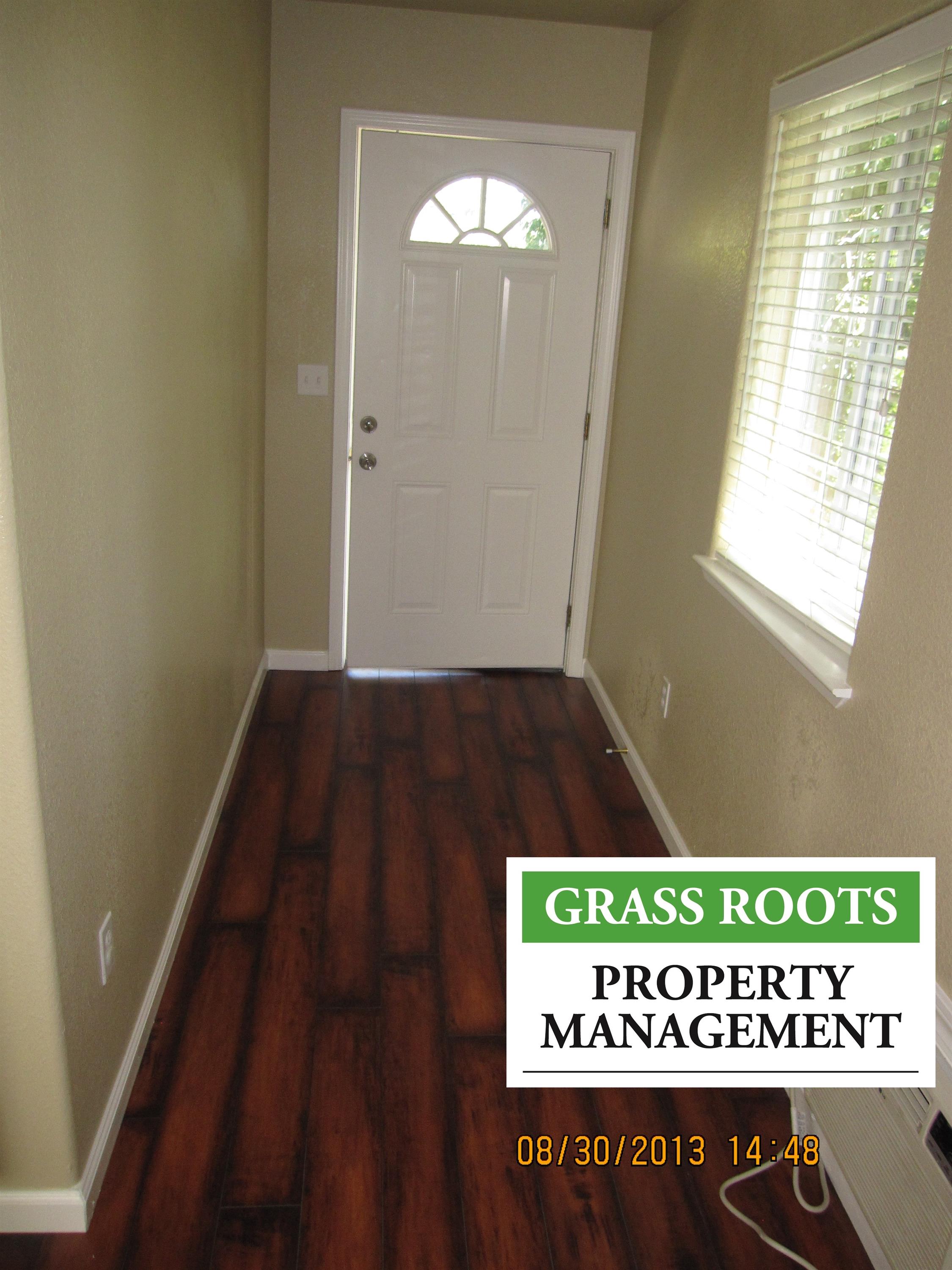 305 N School St Unit C